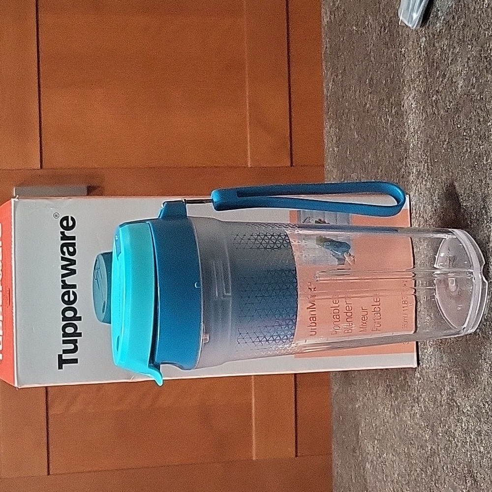 Tupperware-Urban Max Portable Blender